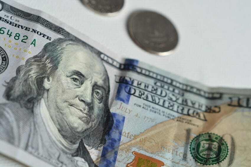 Money Dollars American Dollars  - olga_art / Pixabay